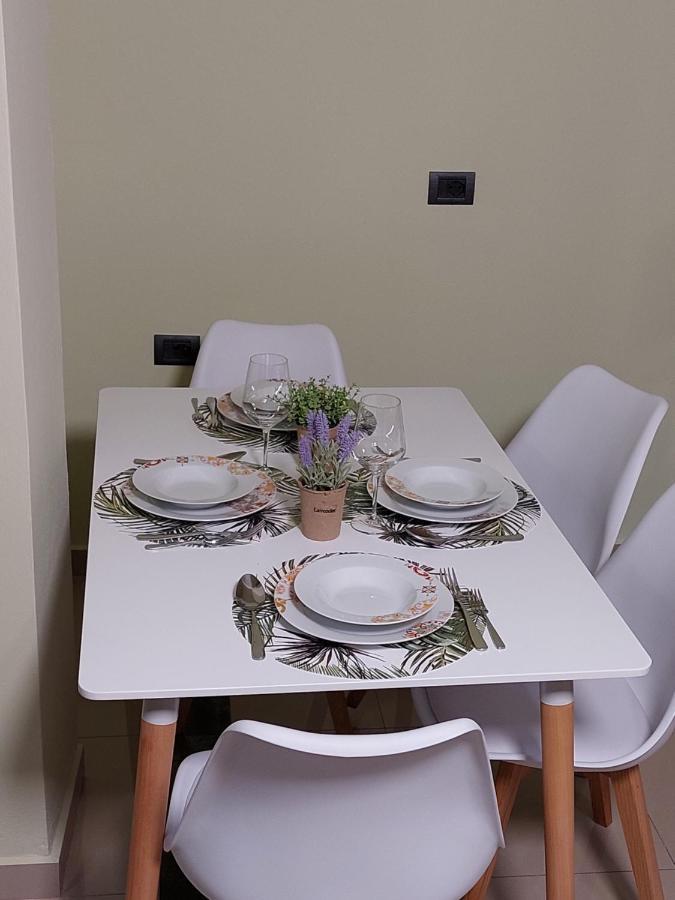 Vila Tafa Apartments ติรานา ภายนอก รูปภาพ
